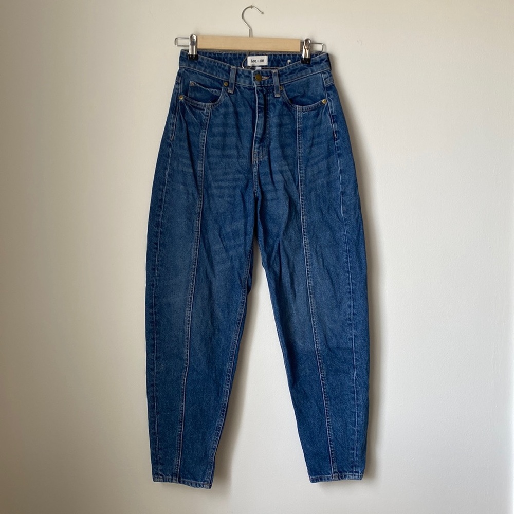 High waist, balloon, curved leg jeans